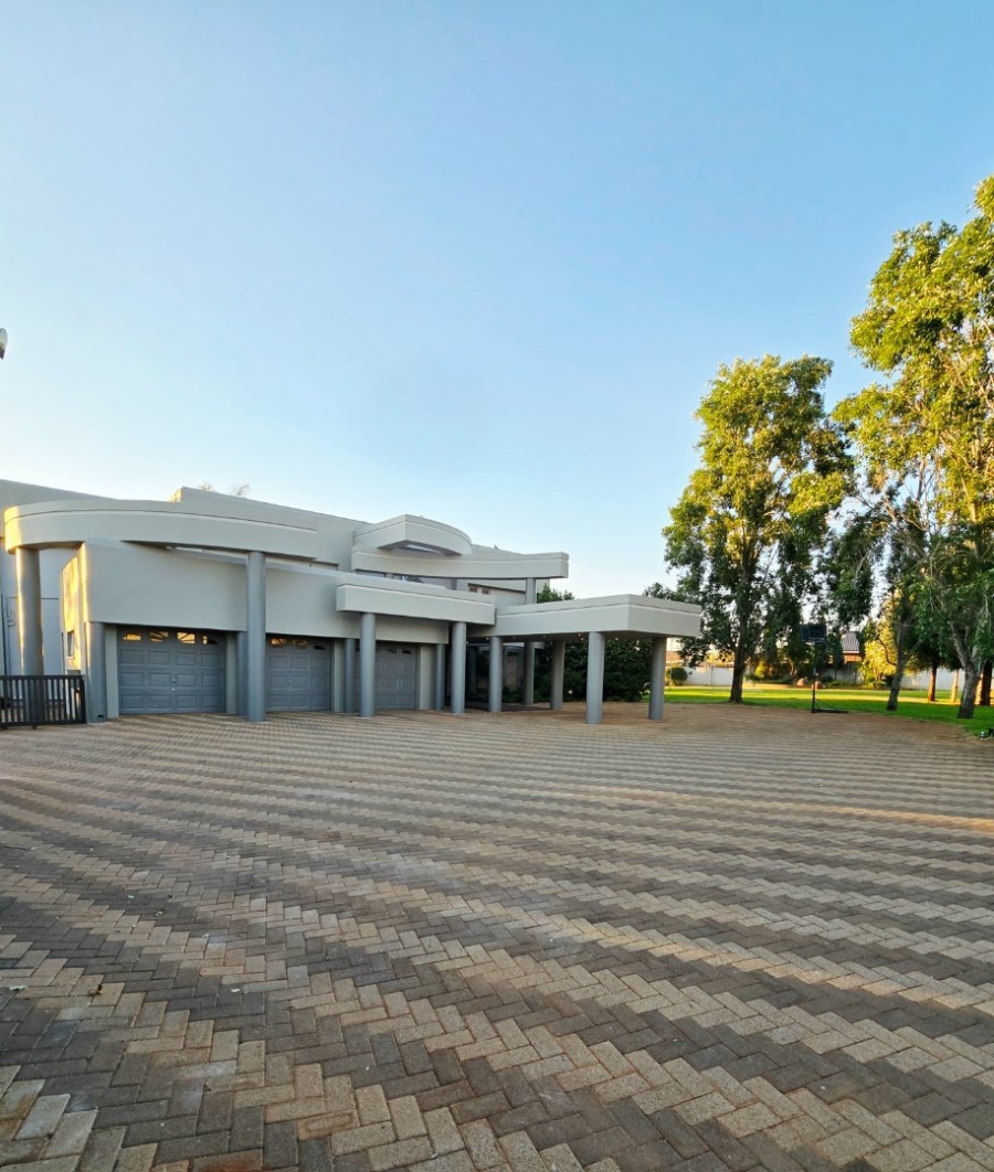 Commercial Property for Sale in Klerksdorp Rural North West